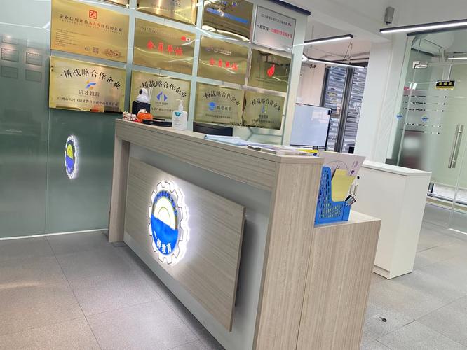 广州市一桥语言技能信息咨询 链接语言与未来的信息桥梁